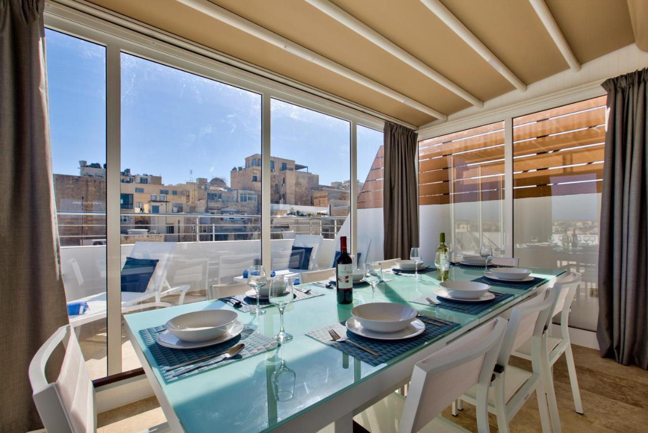 Valletta Luxury 4-Bedroom Duplex With Stunning Sea Views Private Terrace And Jacuzzi المظهر الخارجي الصورة
