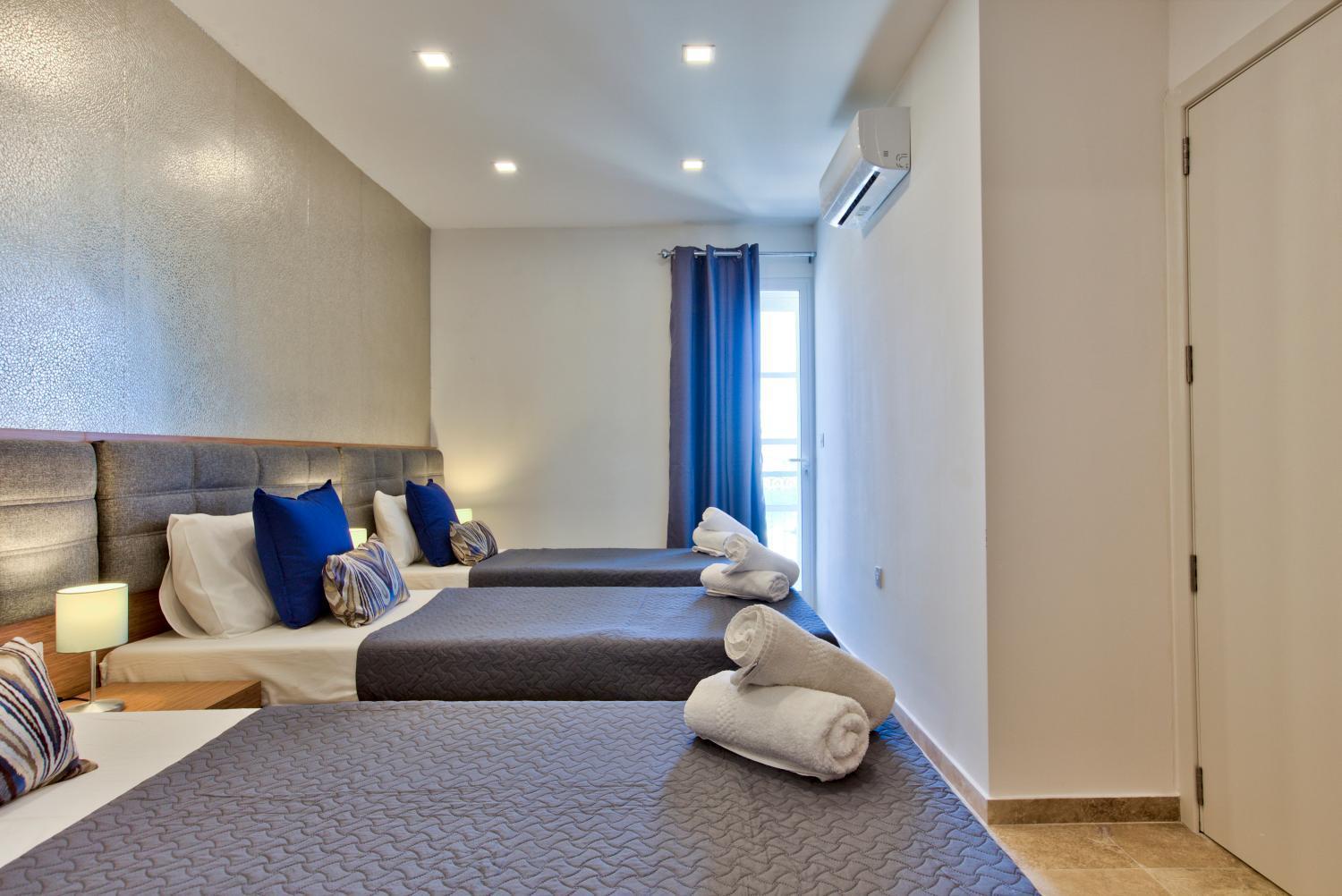 Valletta Luxury 4-Bedroom Duplex With Stunning Sea Views Private Terrace And Jacuzzi المظهر الخارجي الصورة